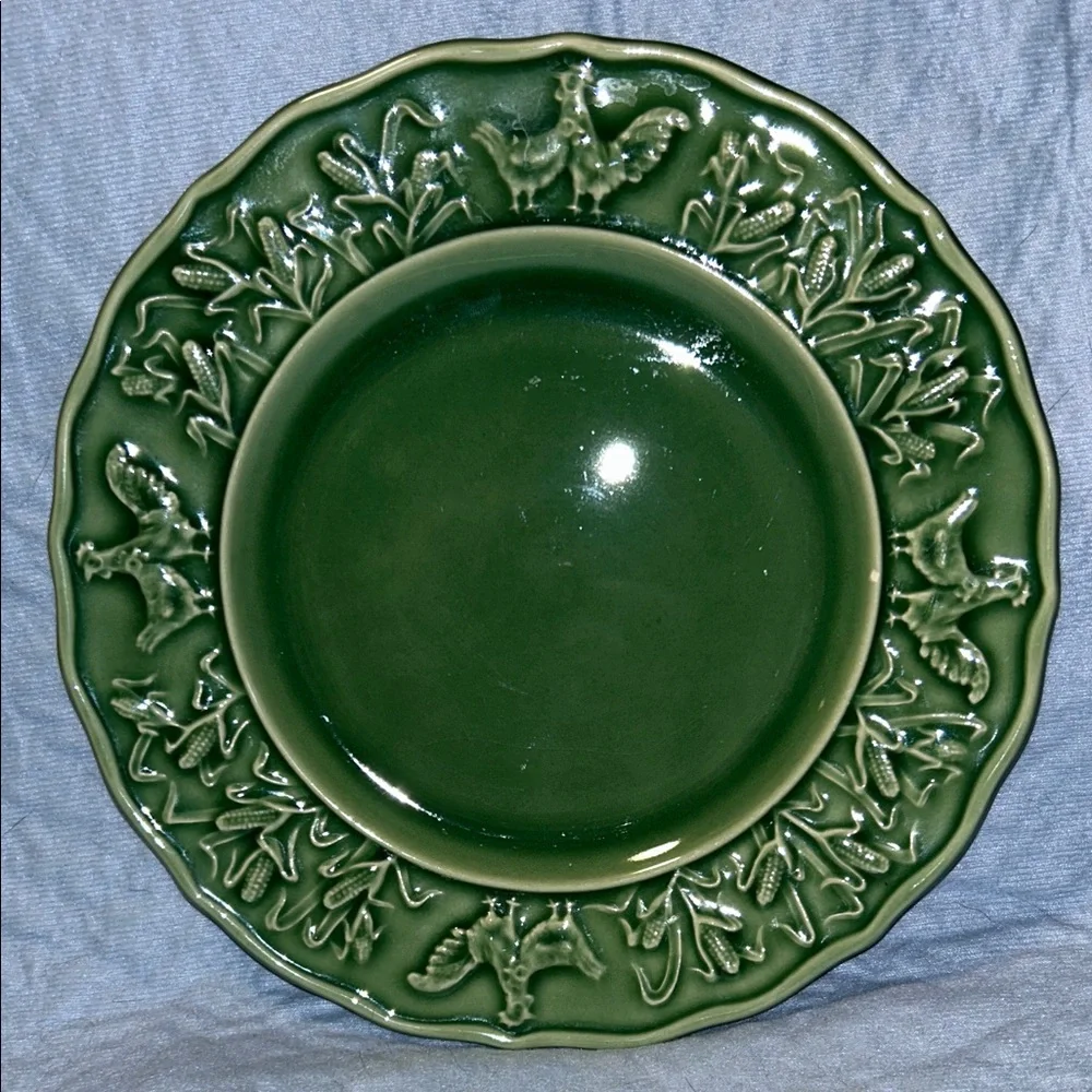 Bordallo Pinherio Portugal Rooster and Corn Embossed Plate 8 1/4’ Ceramic Plate